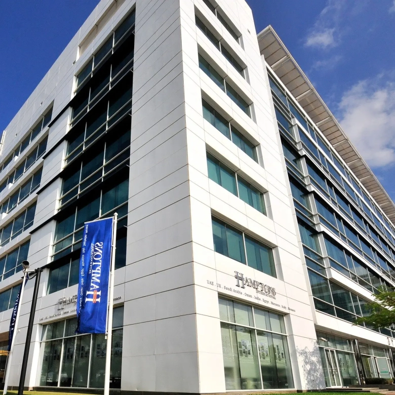Hamptons International